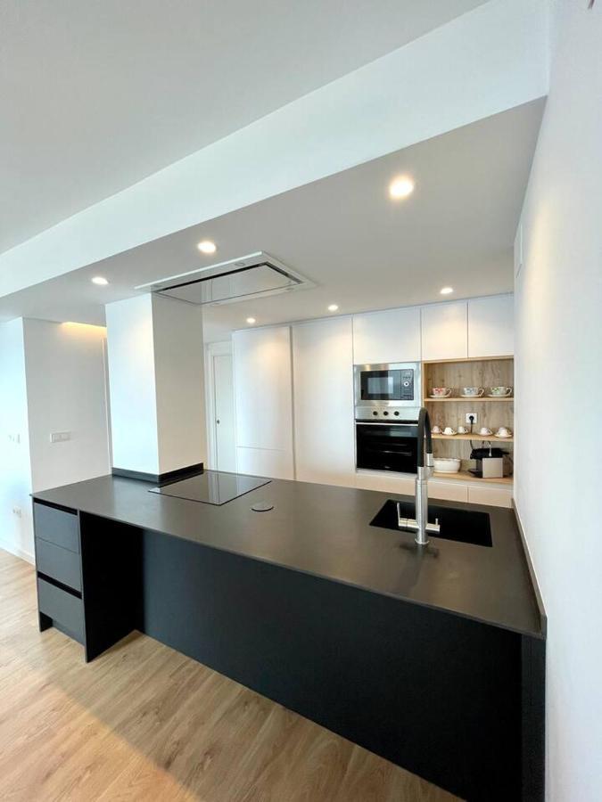 Lujoso Playa San Juan Apartment